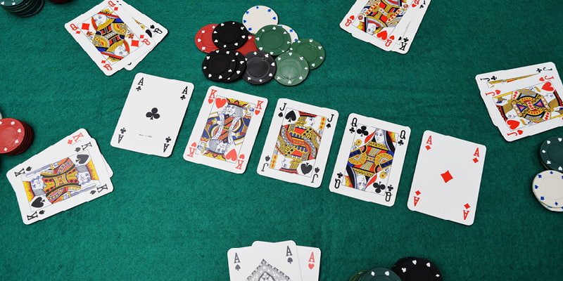 Poker đấu trí săn thưởng khủng